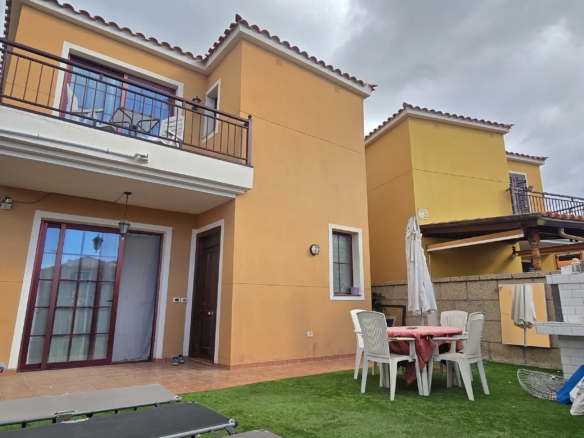 chalet en venta en parque de la reina (cho) Tenerife