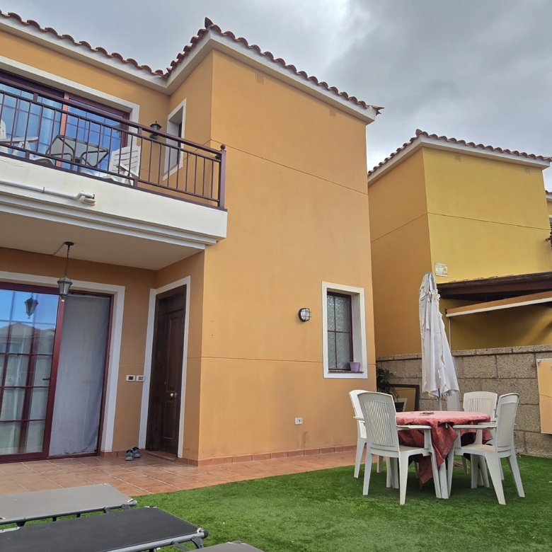 chalet en venta en parque de la reina (cho) Tenerife
