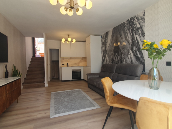 Duplex reformado en San Eugenio
